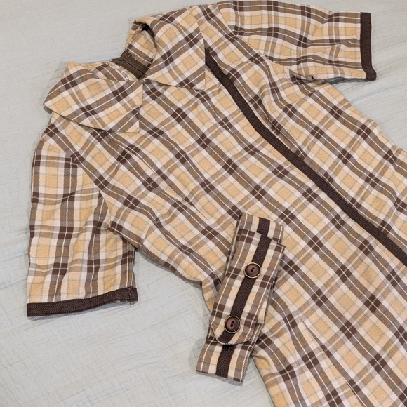 Dresses & Skirts - Vintage Collared Plaid Dress